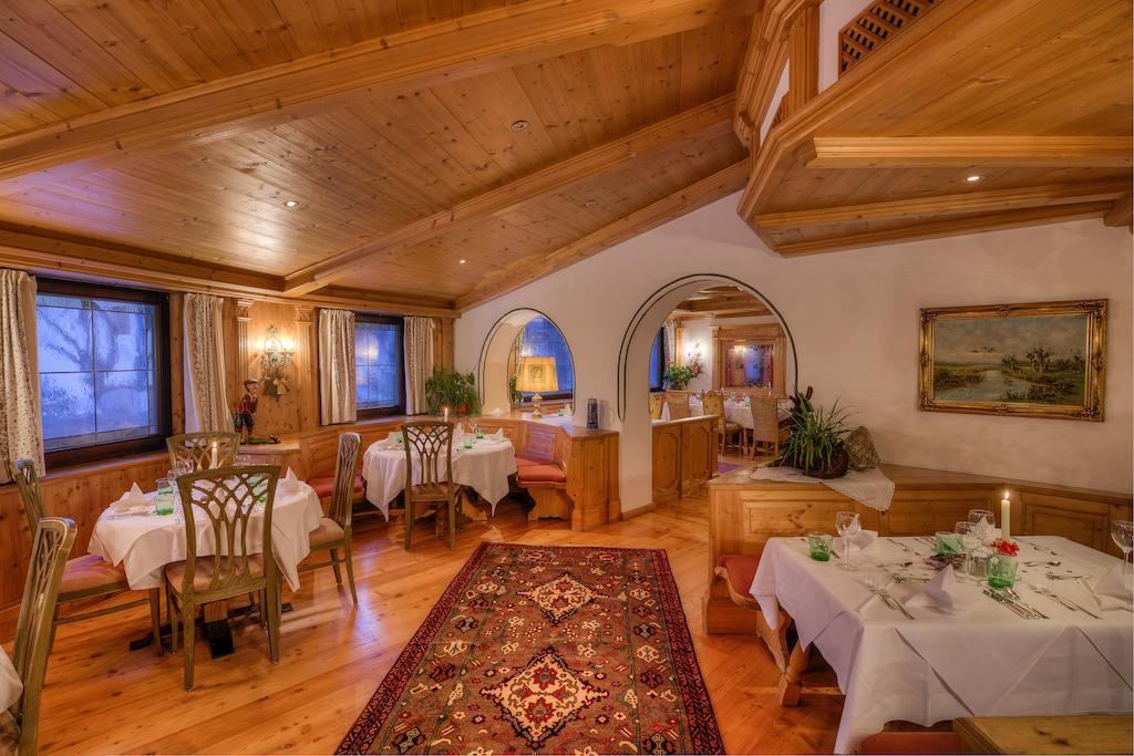 Jaegerwirt Hotel Kitzbuhel Bagian luar foto