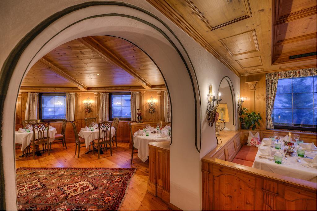 Jaegerwirt Hotel Kitzbuhel Bagian luar foto
