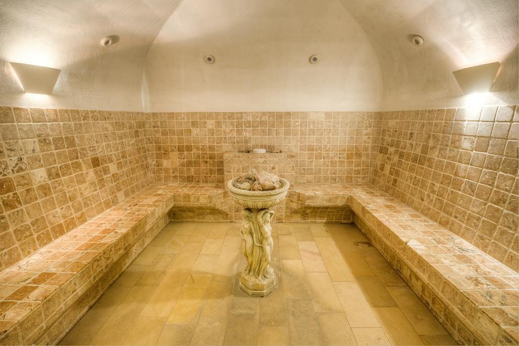 Jaegerwirt Hotel Kitzbuhel Bagian luar foto