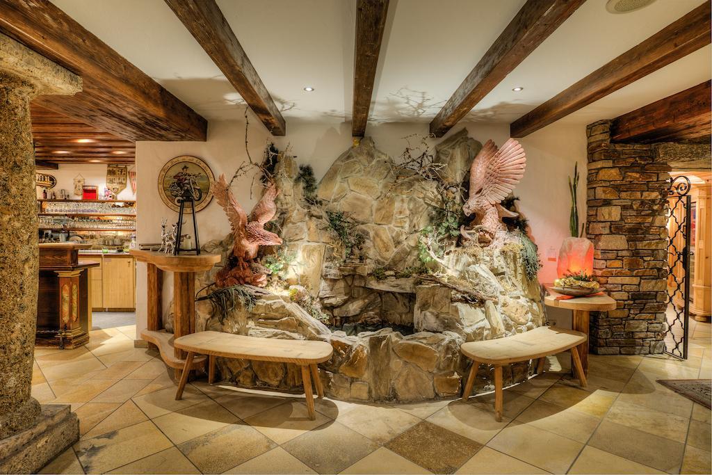Jaegerwirt Hotel Kitzbuhel Bagian luar foto