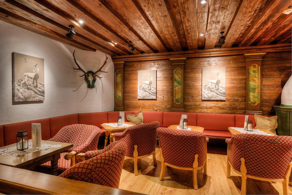 Jaegerwirt Hotel Kitzbuhel Bagian luar foto
